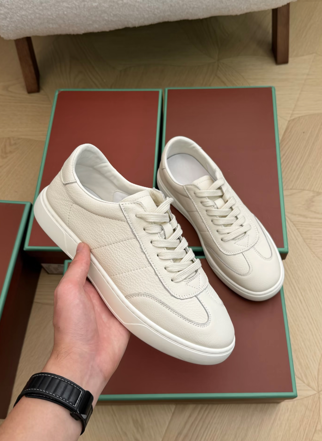 White Court Sneaker